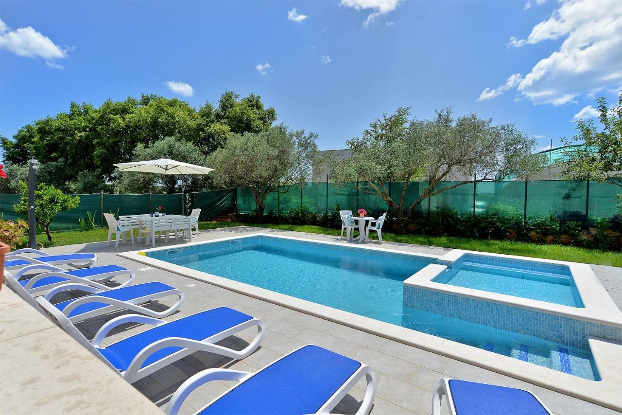 House Smiljana 2059 Villa วอดิยัน ภายนอก รูปภาพ