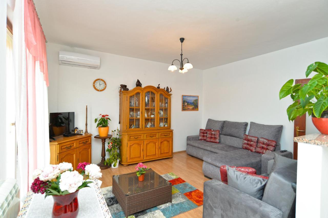 House Smiljana 2059 Villa วอดิยัน ภายนอก รูปภาพ