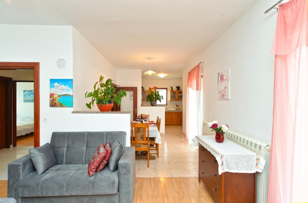 House Smiljana 2059 Villa วอดิยัน ภายนอก รูปภาพ